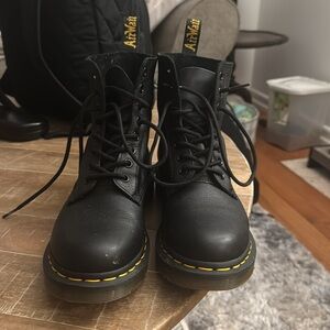 Doc Marten women’s lace up boots